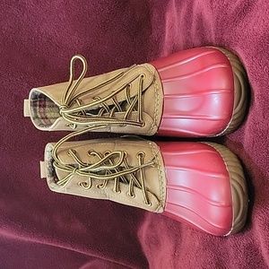 Henry Ferrera Weather Resistant Duck Boots